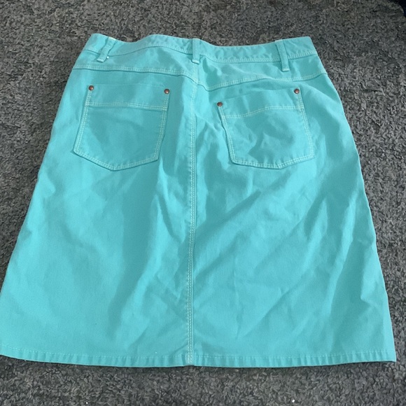 Skirt - Picture 3 of 4